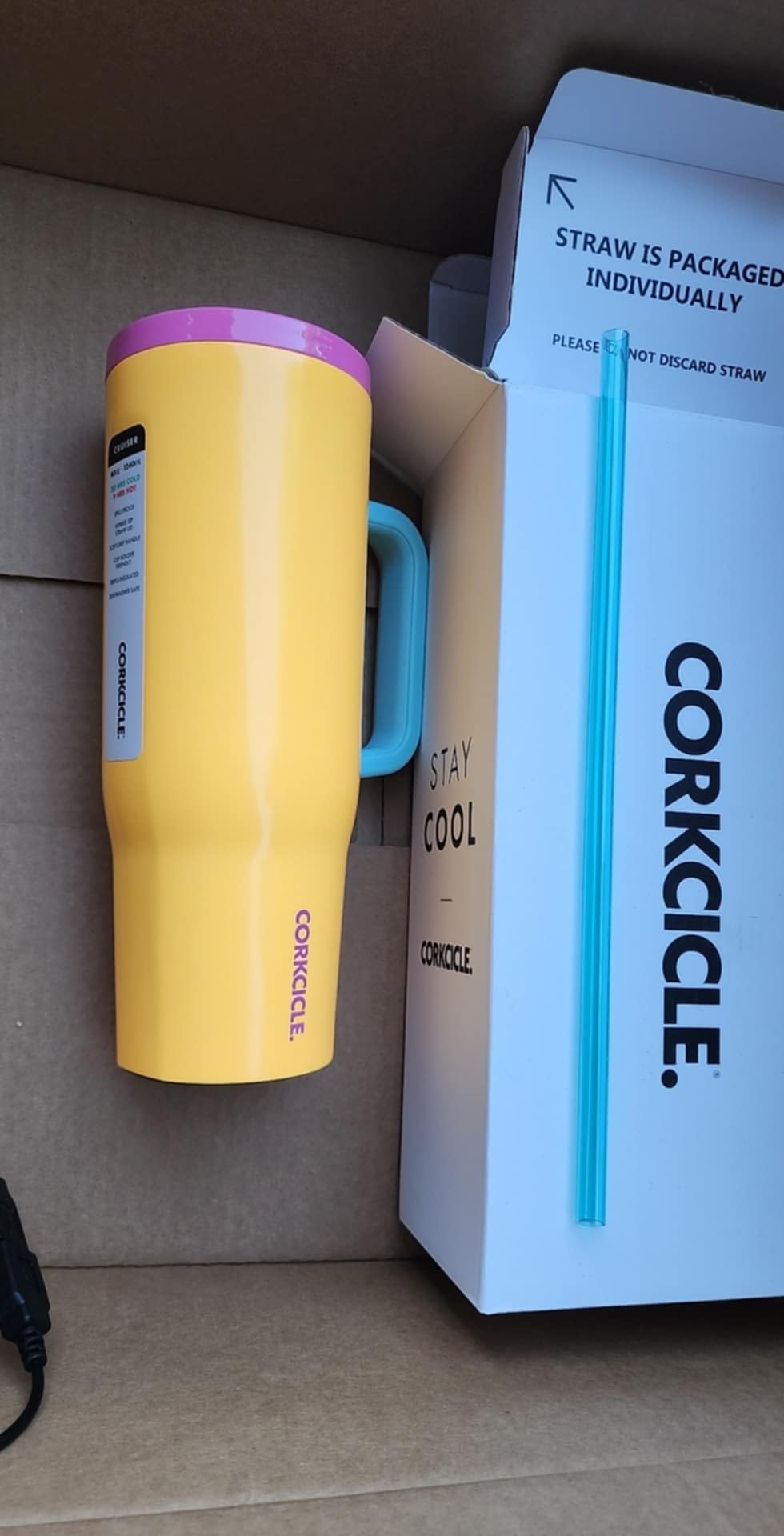 Keeps drinks cold for ages