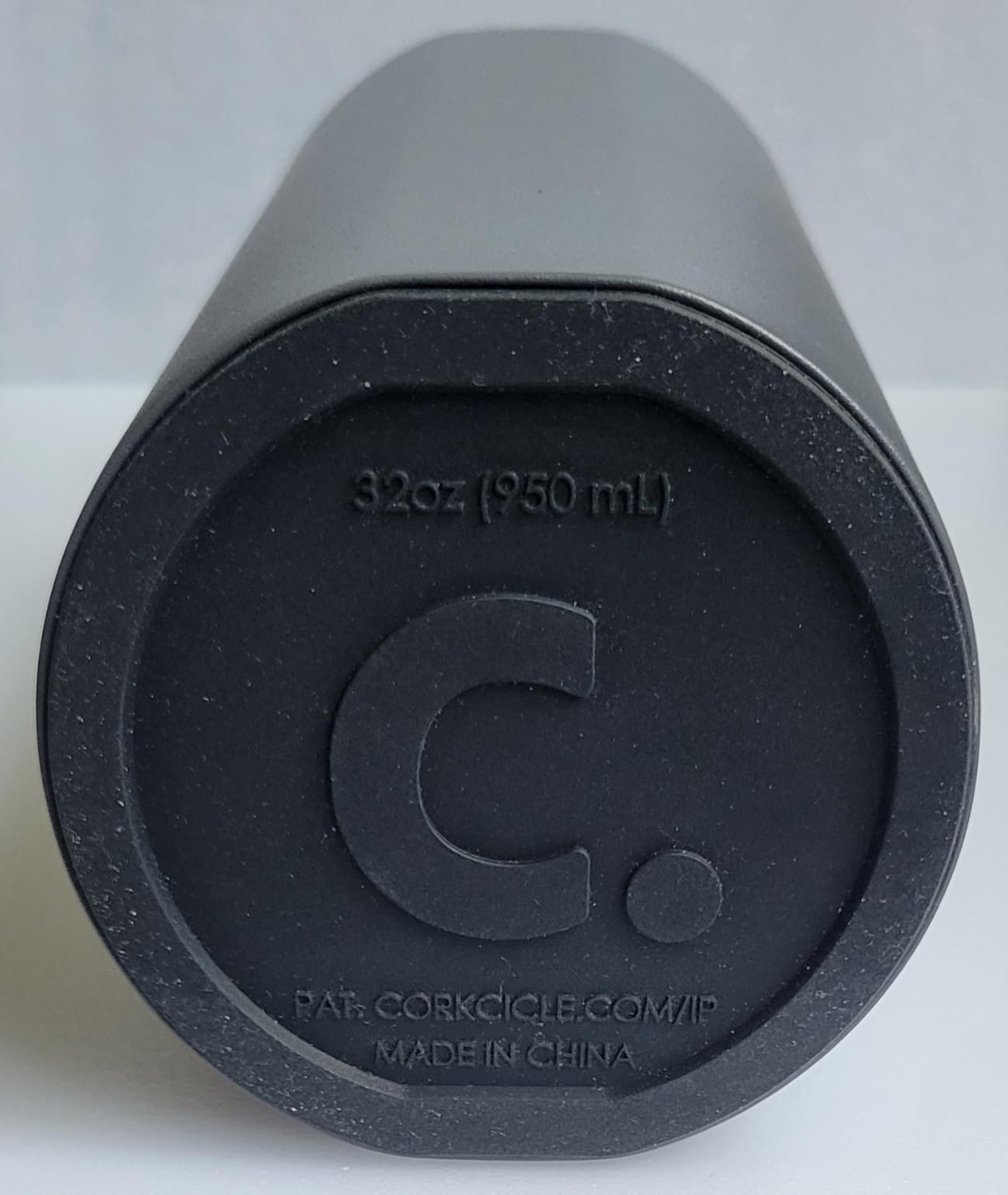 Great bottle, but lid is a bit tricky