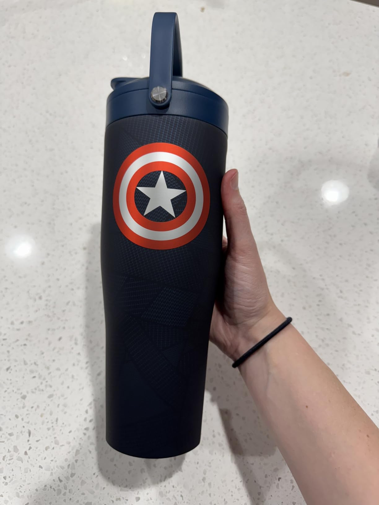 Solid shaker