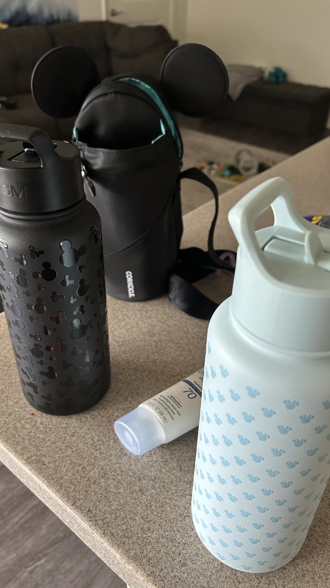 Hands-free hydration