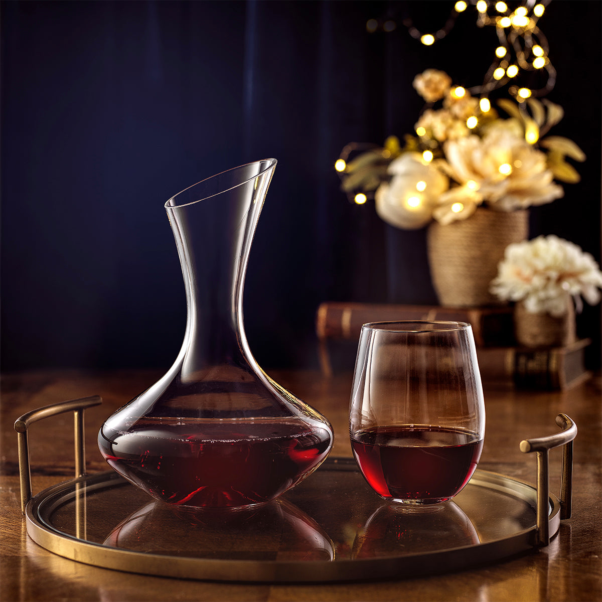 joyjolt-lancia-crystal-wine-decanter-set-40oz-decanter-4-wine-glasses image 4