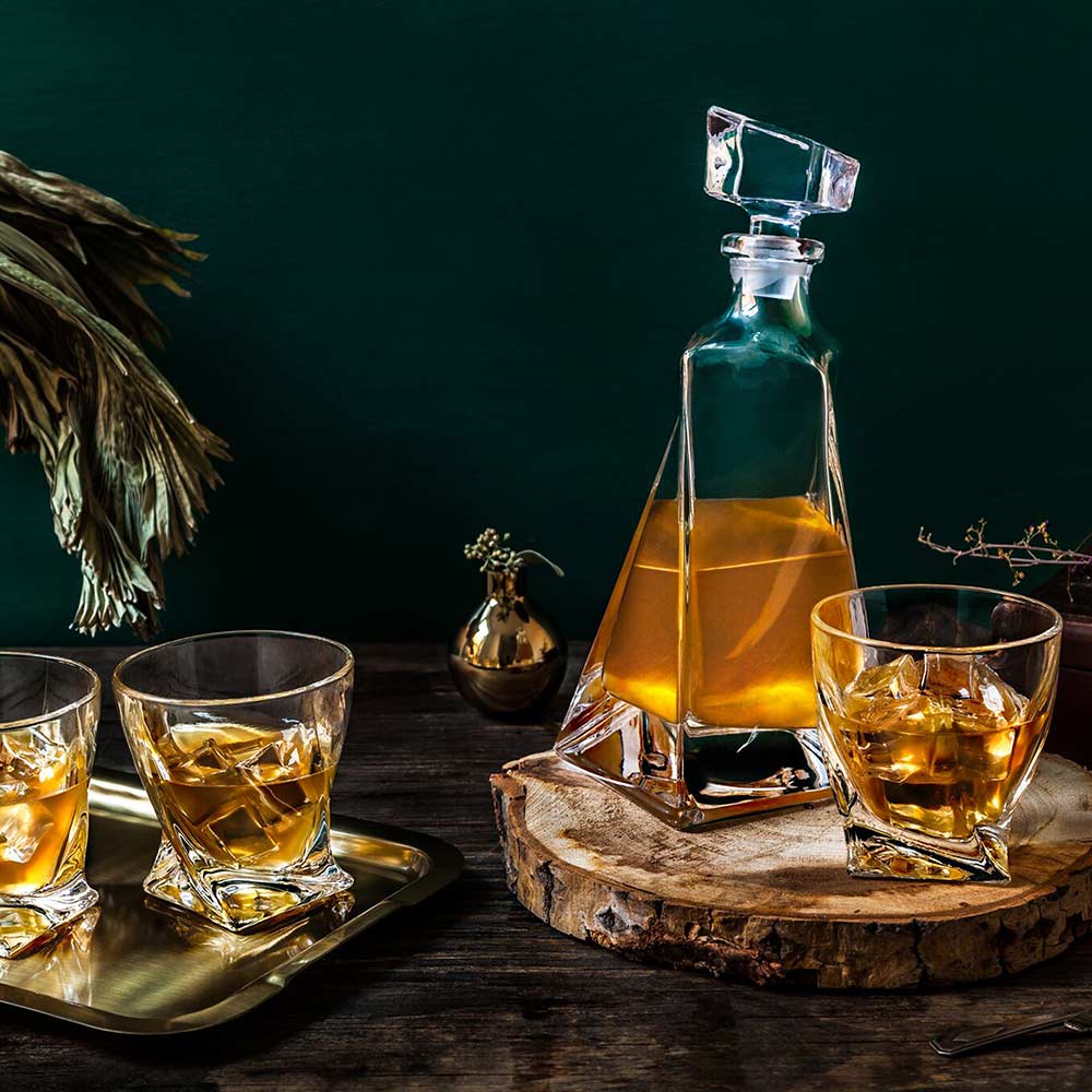 joyjolt-altas-decanter-set image 2