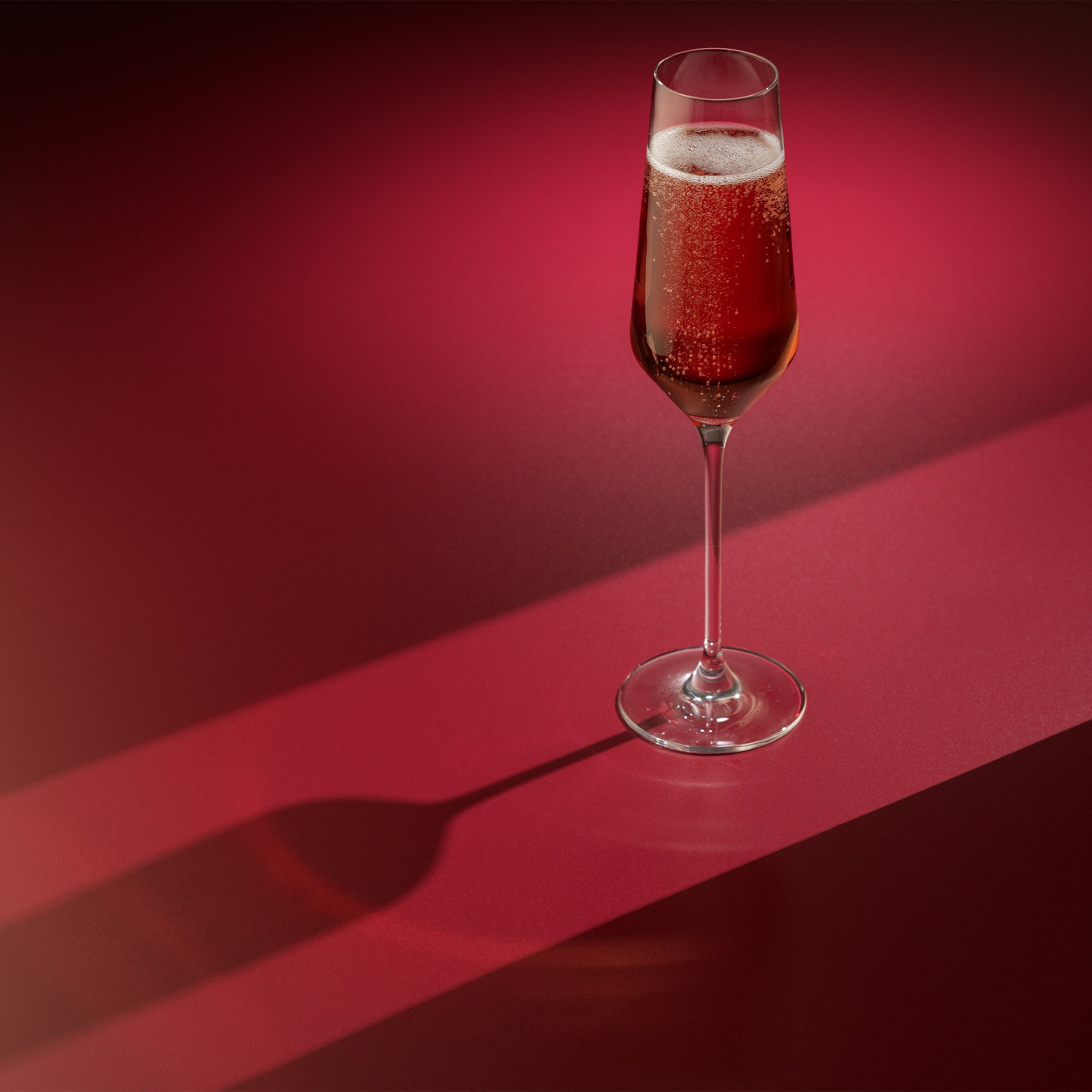 joyjolt-layla-champagne-glasses-6-5-oz-lead-free-crystal-set-of-4 image 2
