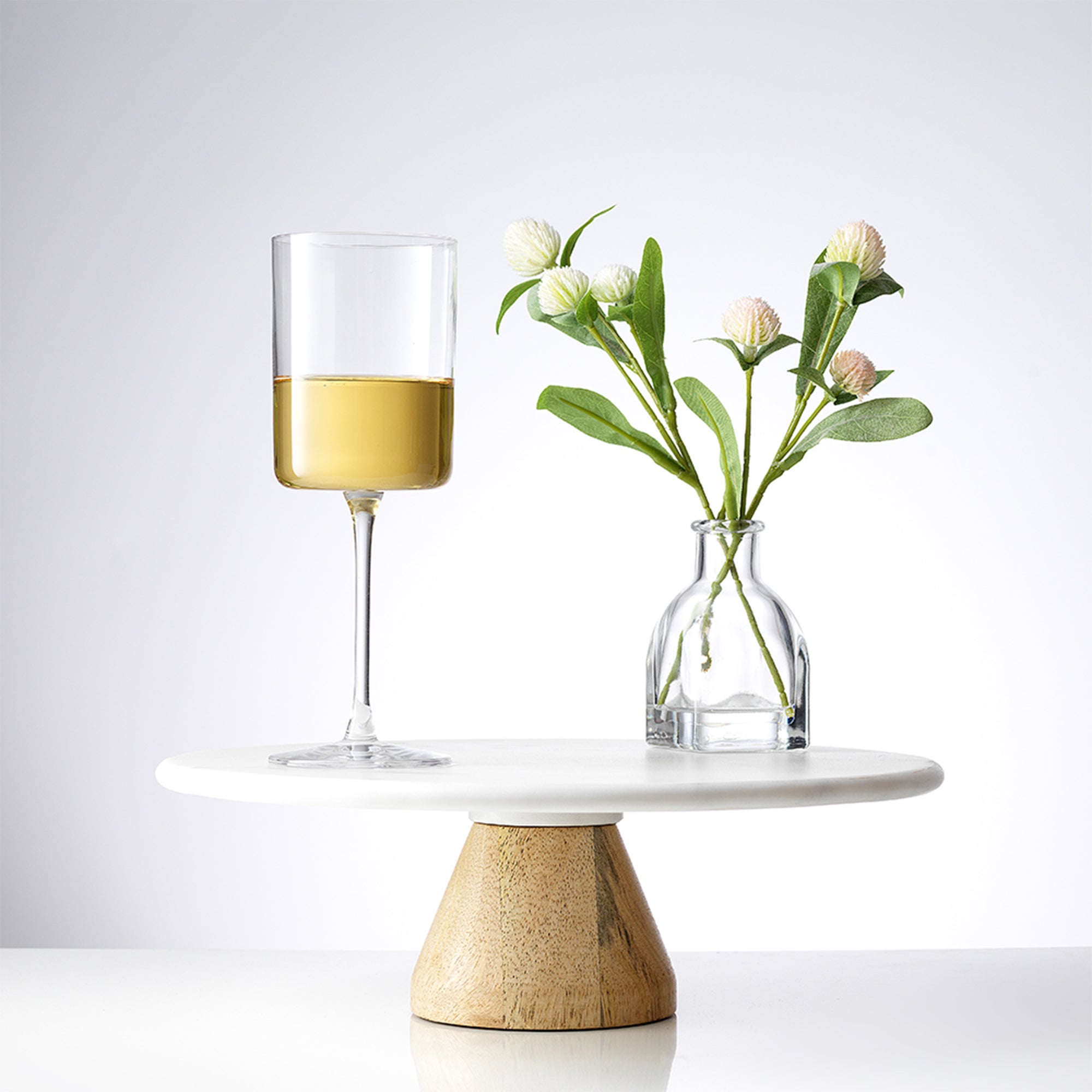 joyjolt-claire-stemware-bundle-8-piece-glassware-set image 3