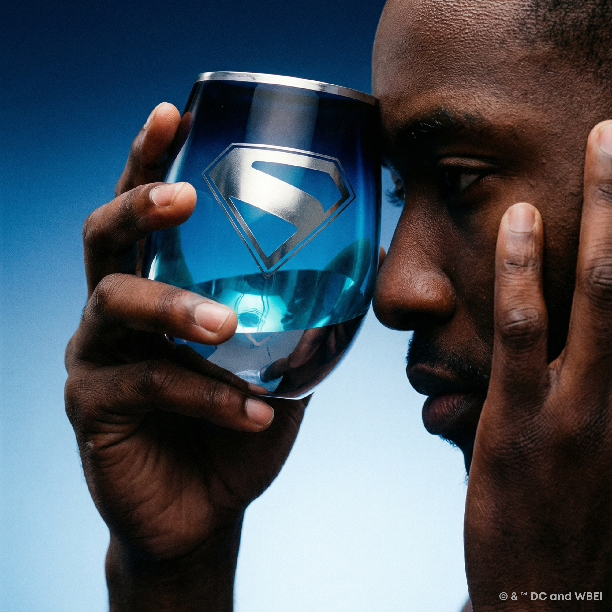 joyjolt-superman-a-symbol-of-hope-stemless-glasses-set-of-4-19-oz image 4