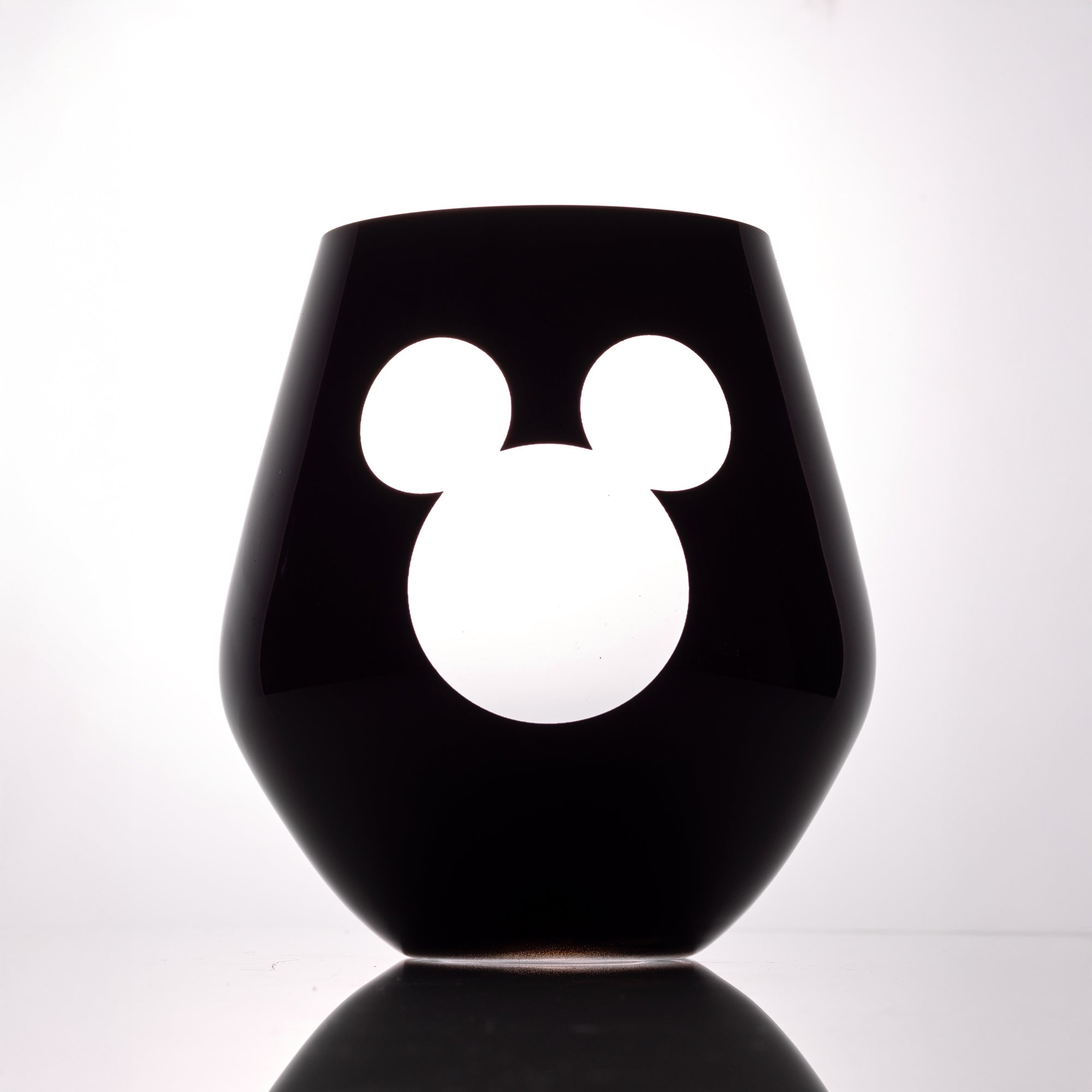 joyjolt-disney-luxury-mickey-mouse-crystal-stemless-glasses-20-oz-set-of-2 image 2
