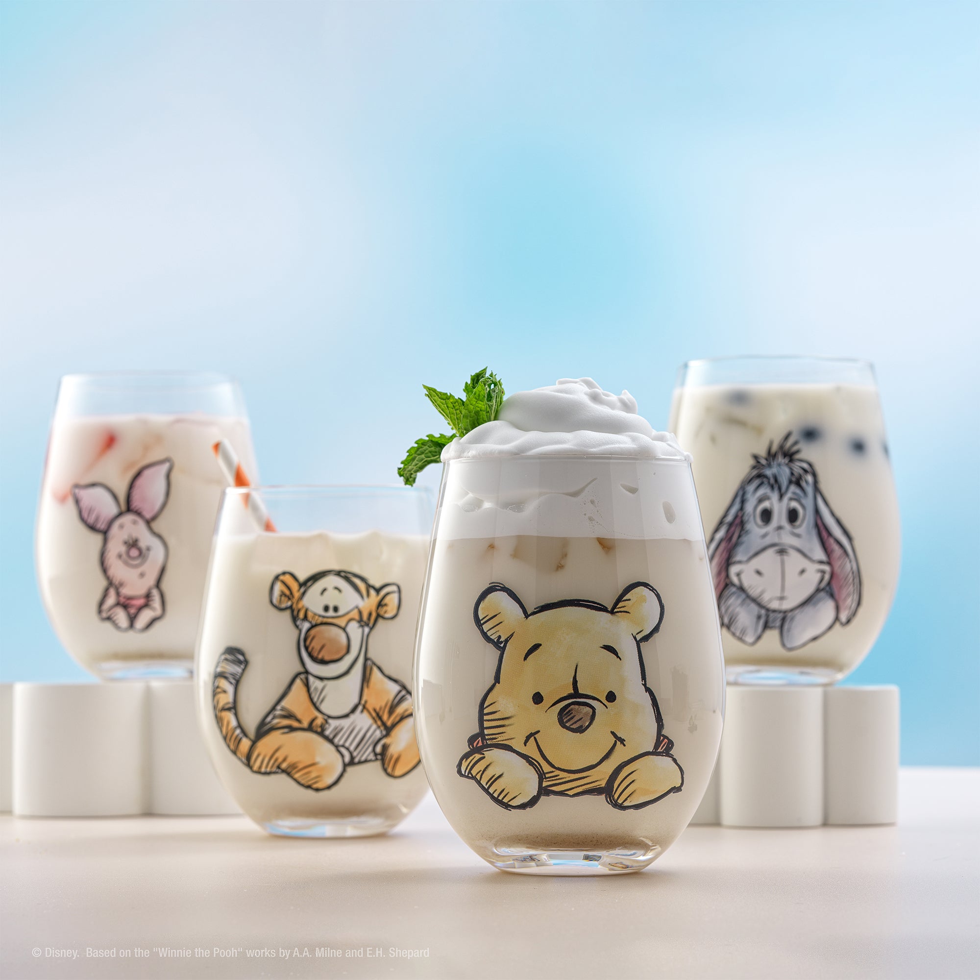 joyjolt-disney-winnie-the-pooh-exploring-a-classic-stemless-drinking-glasses-set image 8