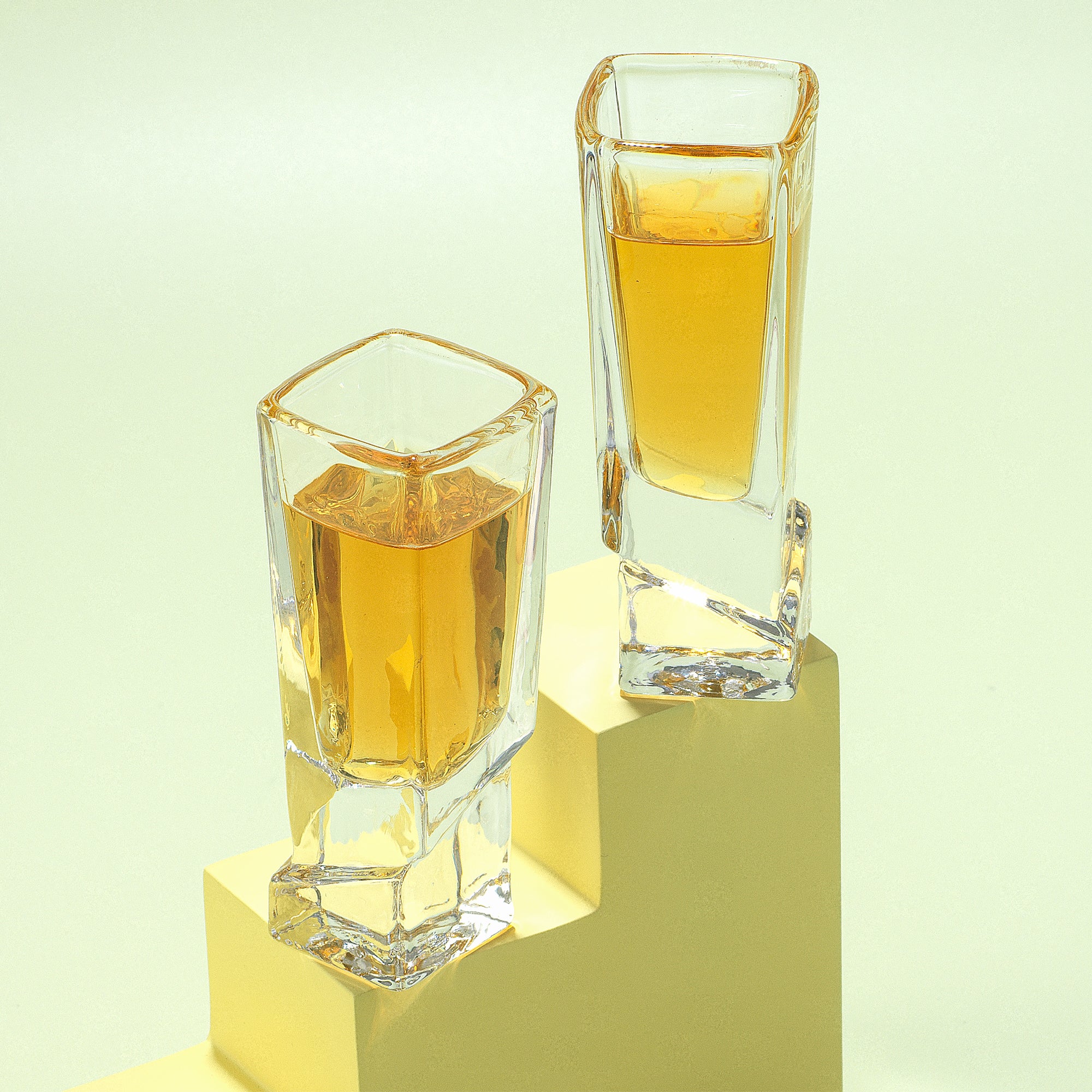 joyjolt-carre-shot-glasses-1-5-oz-set-of-4 image 2