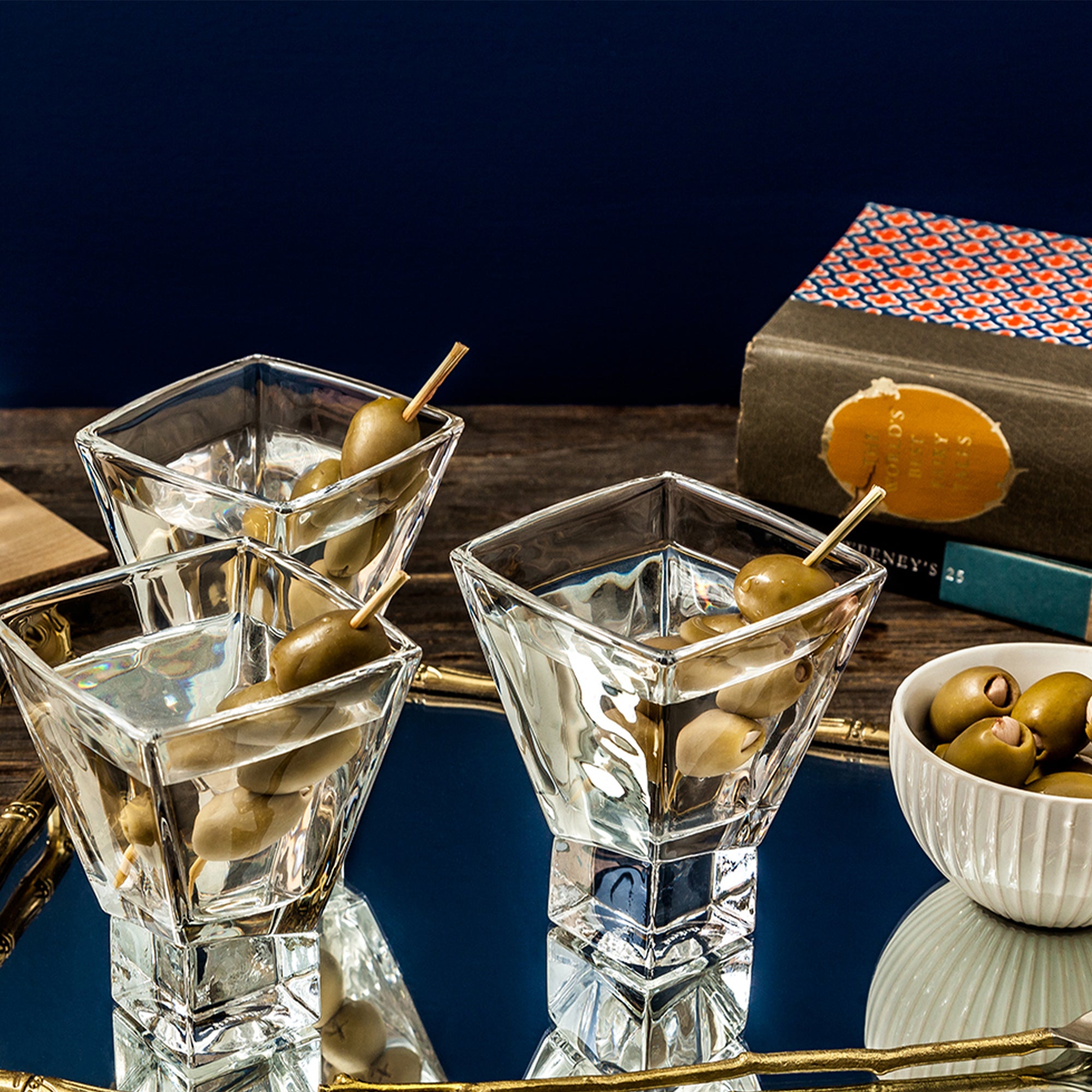joyjolt-carre-martini-glasses-8-oz-set-of-2-square-design image 2