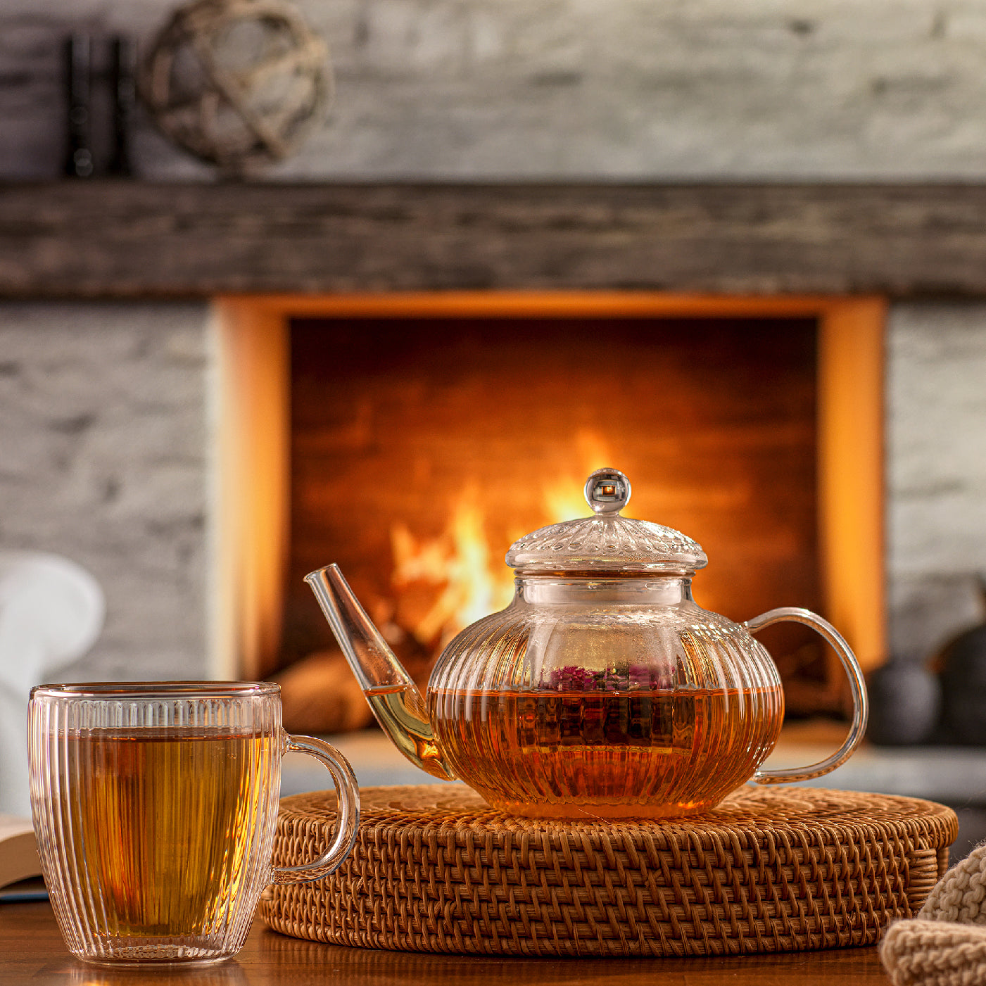 joyjolt-fluted-tea-kettle-glass-mugs-combo image 6