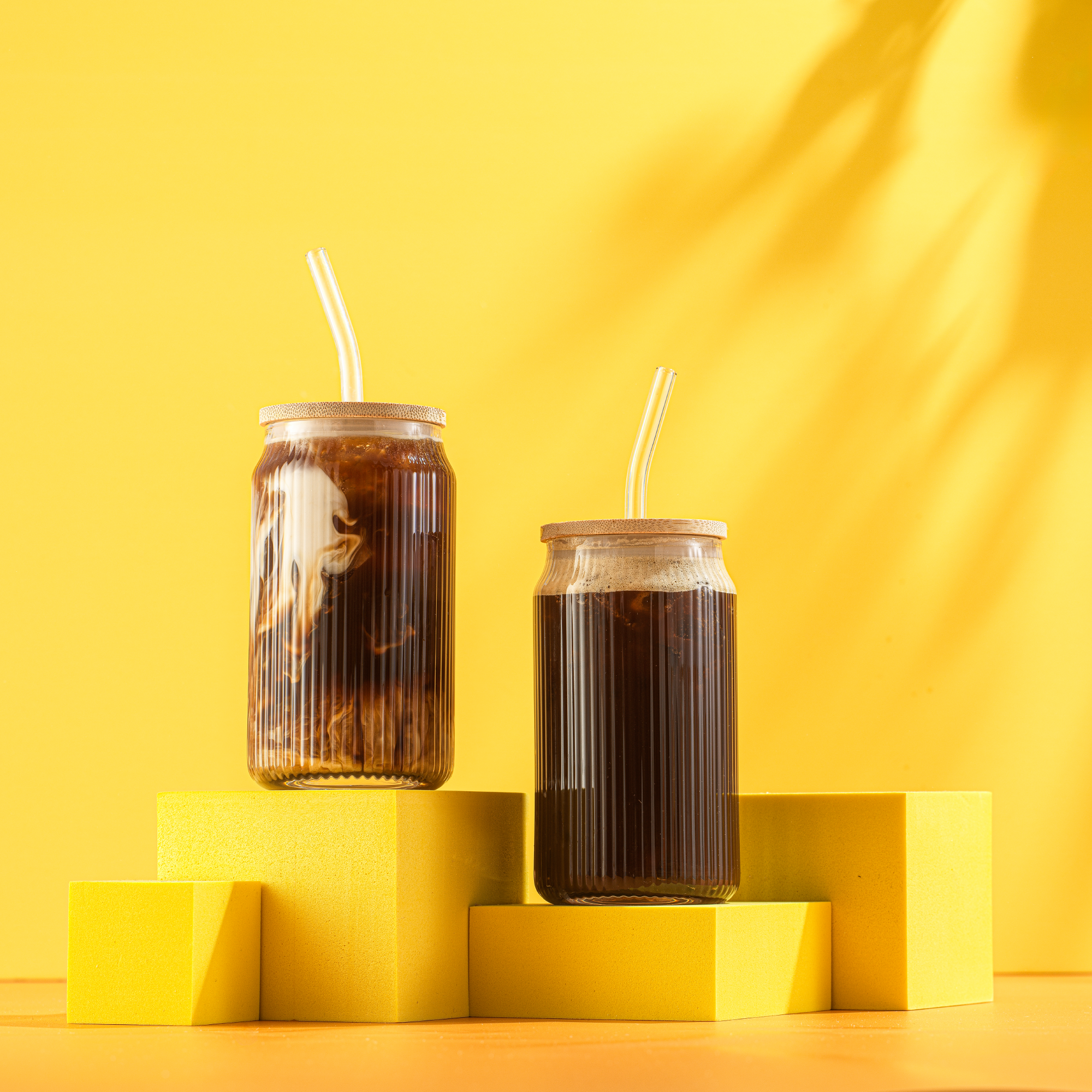 joyjolt-fluted-glass-tumblers-with-bamboo-lids-and-straws-set-of-4 image 2