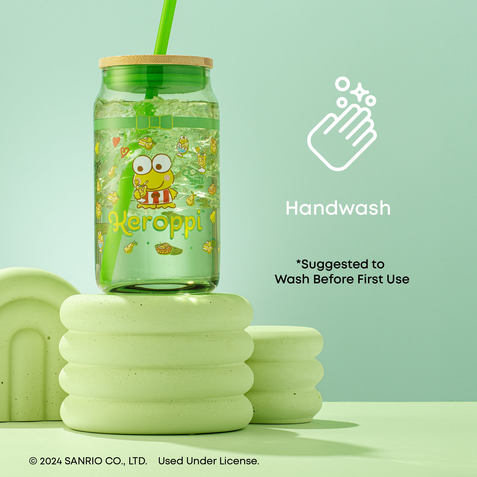 joyjolt-hello-kitty-and-friends-keroppi-glass-tumbler-with-bamboo-lid-and-straw- image 4