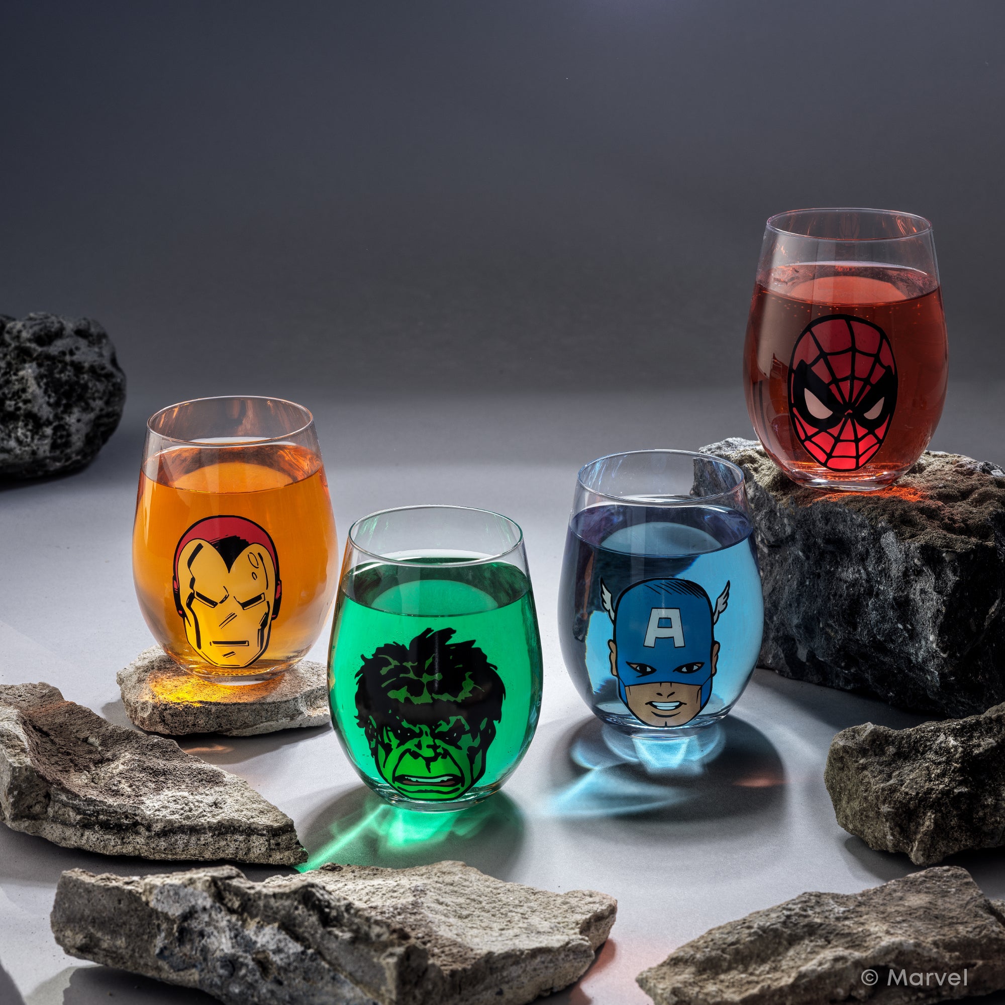 joyjolt-marvel-heroes-stemless-drinking-glasses-set-of-4-19-oz-spider-man-iron-m image 2