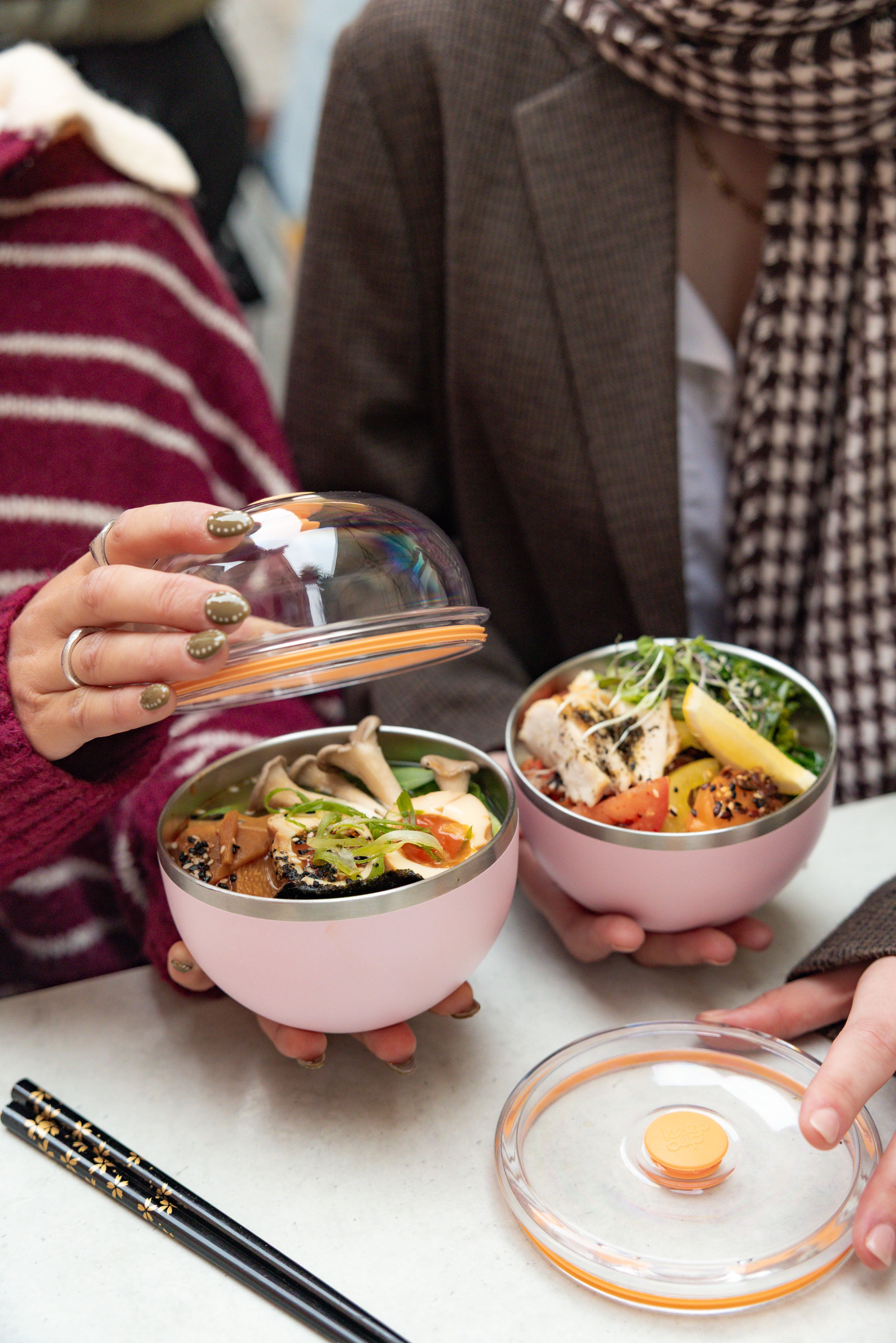 keepcup-go-bowl-luxe-flat-lid-pashmak-pink-glass-reusable-bowl-with-spillproof-f image 5