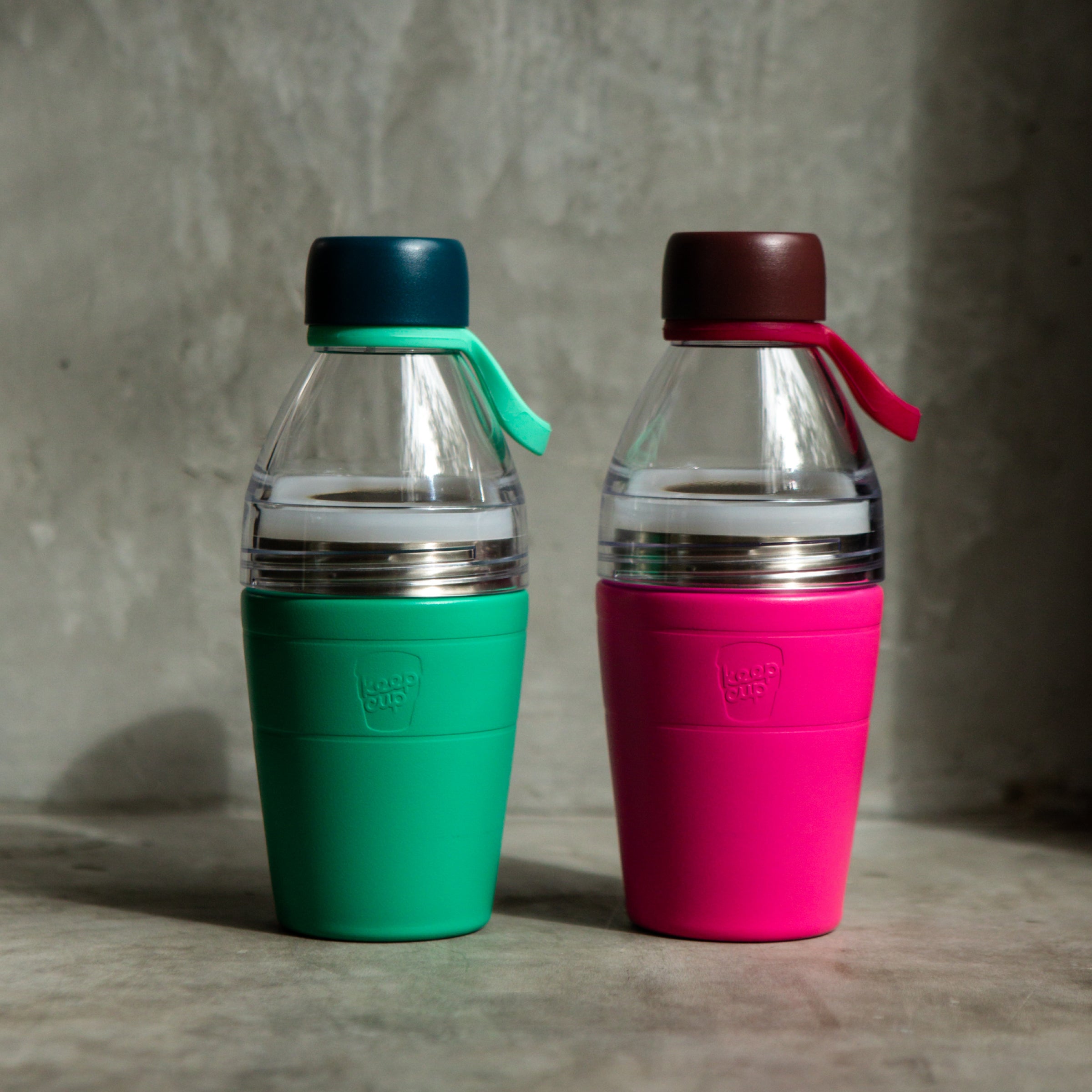 keepcup-helix-bottle-18oz-clear-top-emerald-lime image 4
